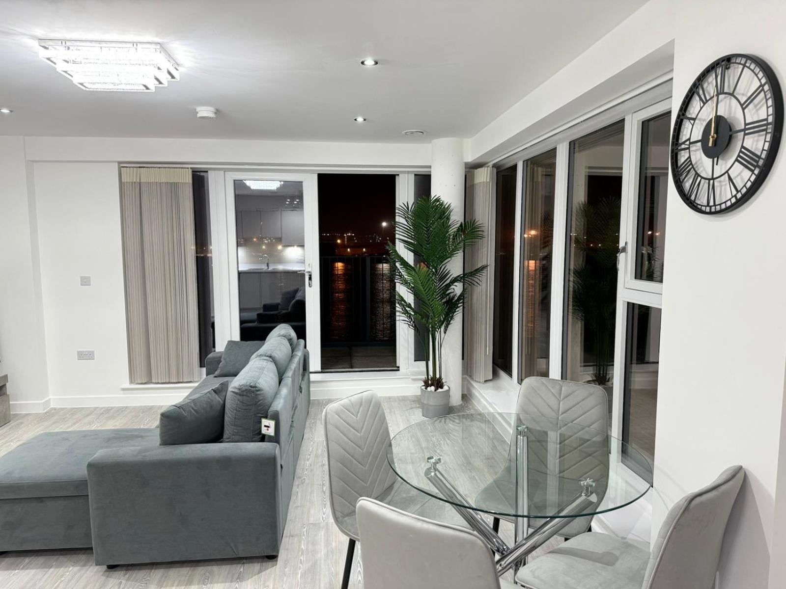 Serenity Waterfront 2 Bed Apartment Northfleet Εξωτερικό φωτογραφία